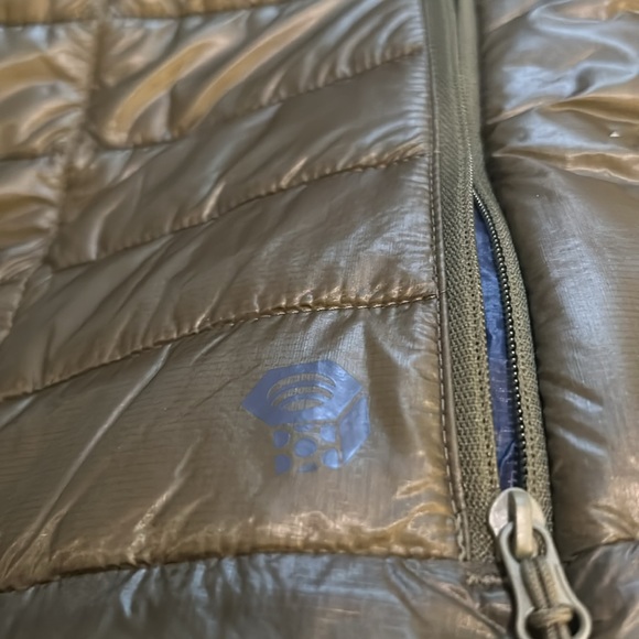 NWT Mountain Hardware Ghost Shadow Vest - Picture 9 of 14